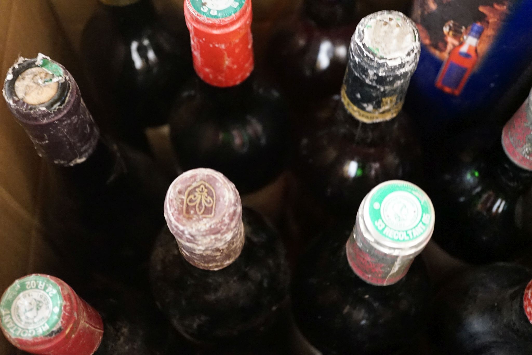38 various bottles of wine